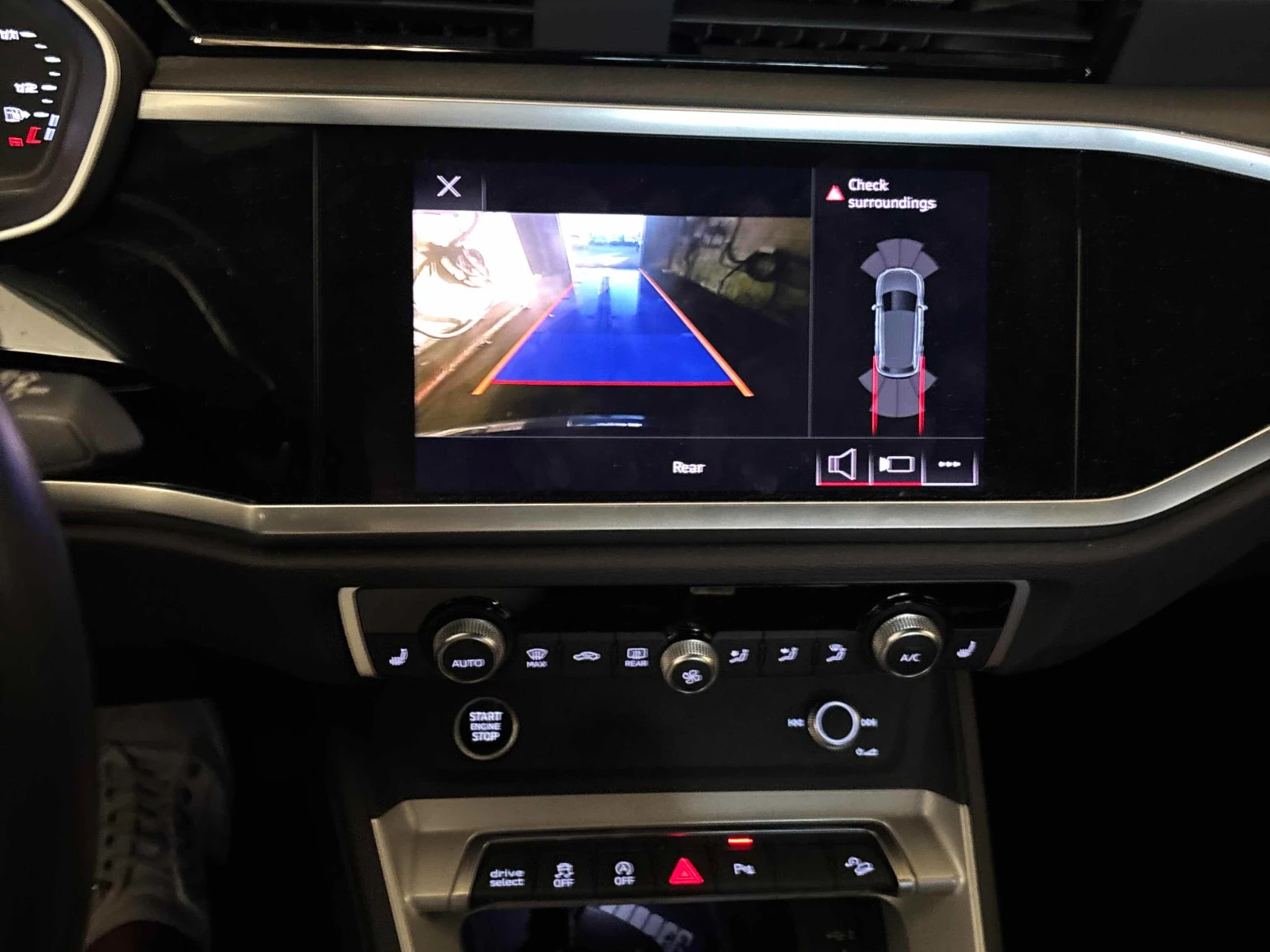 Audi Q3 Quattro* * CARFAX* * АВТО КРЕДИТ * *  - изображение 7