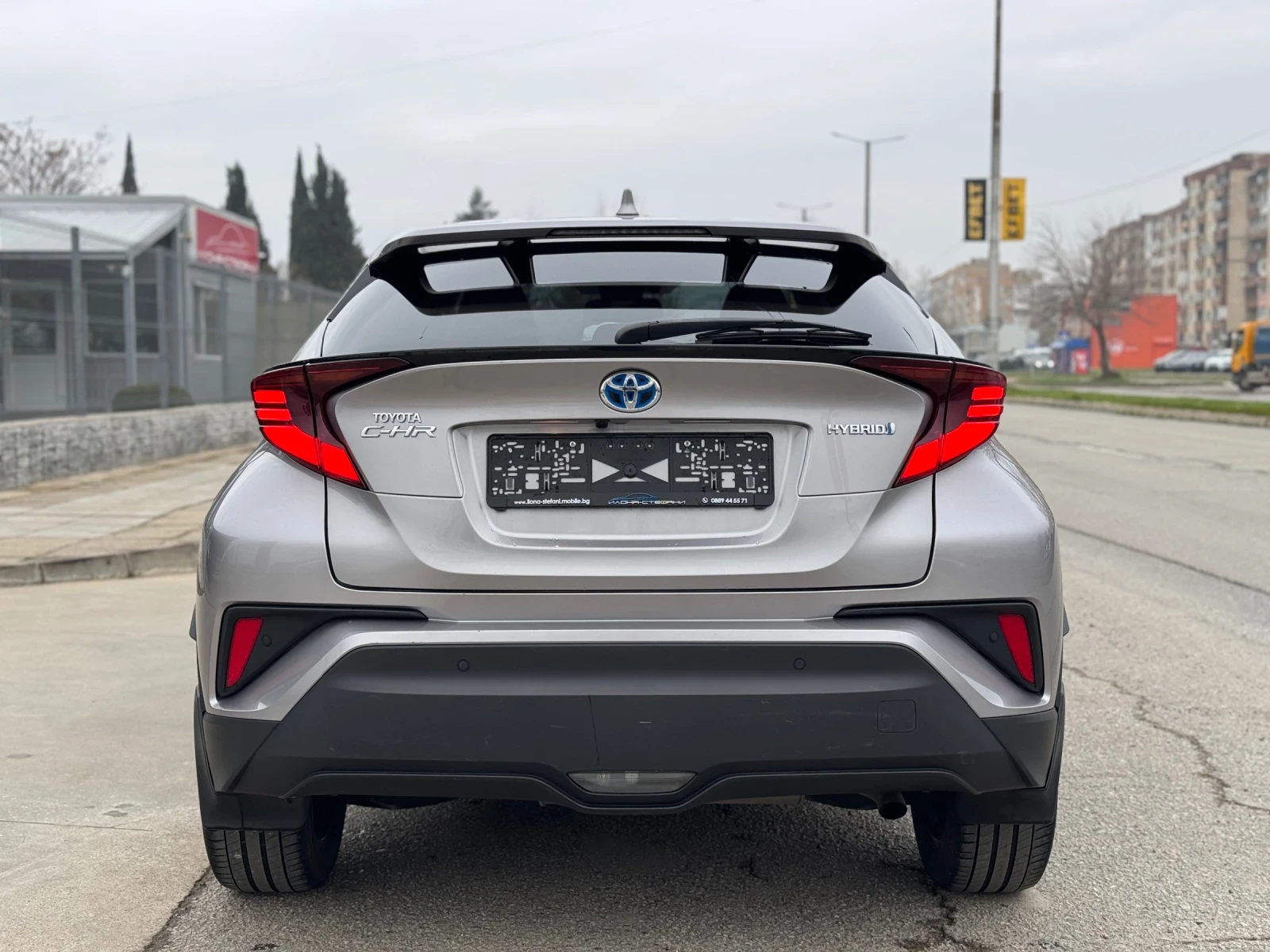 Toyota C-HR 1.8i Hybrid* Lounge* Bi-Tone* JBL* ������*  | Mobile.bg � ����������� 4
