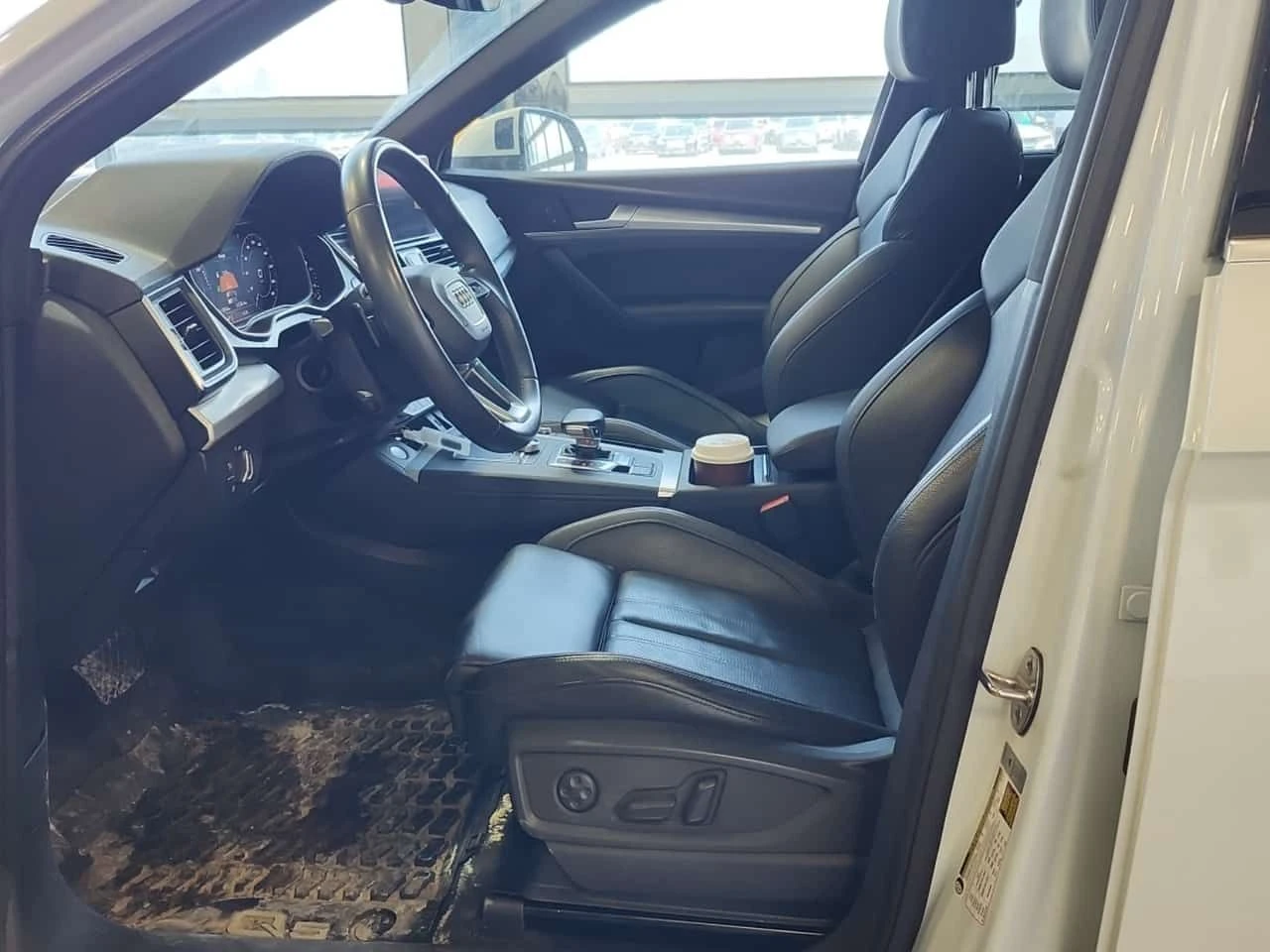 Audi Q5 * PROGRESSIV* S-LINE* ОБДУХВАНЕ* ПАНОРАМА* + ГУМИ , снимка 11 - Автомобили и джипове - 53713257