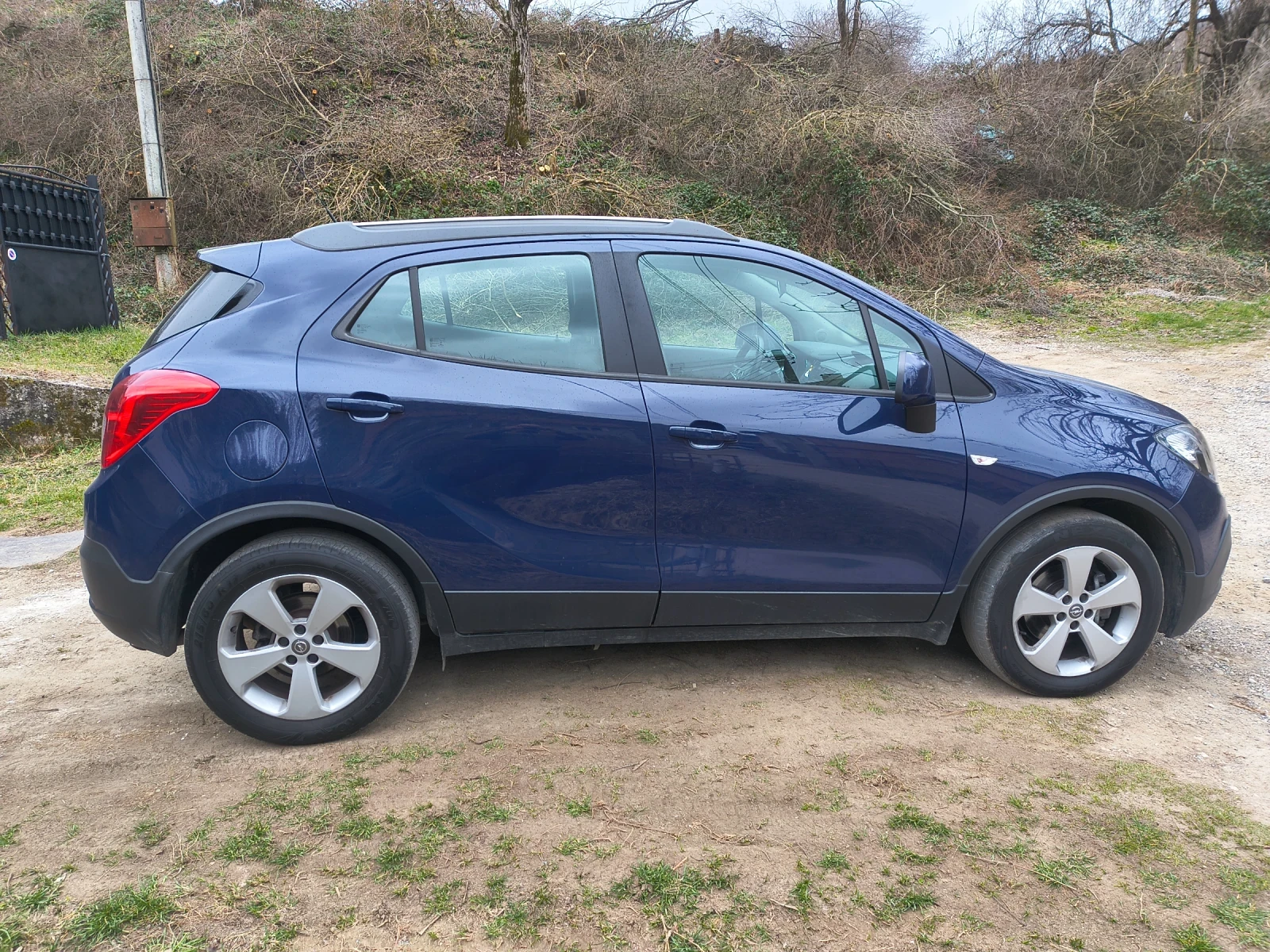 Opel Mokka 1.6, 110 кс, бензин/газ, снимка 2 - Автомобили и джипове - 53904740