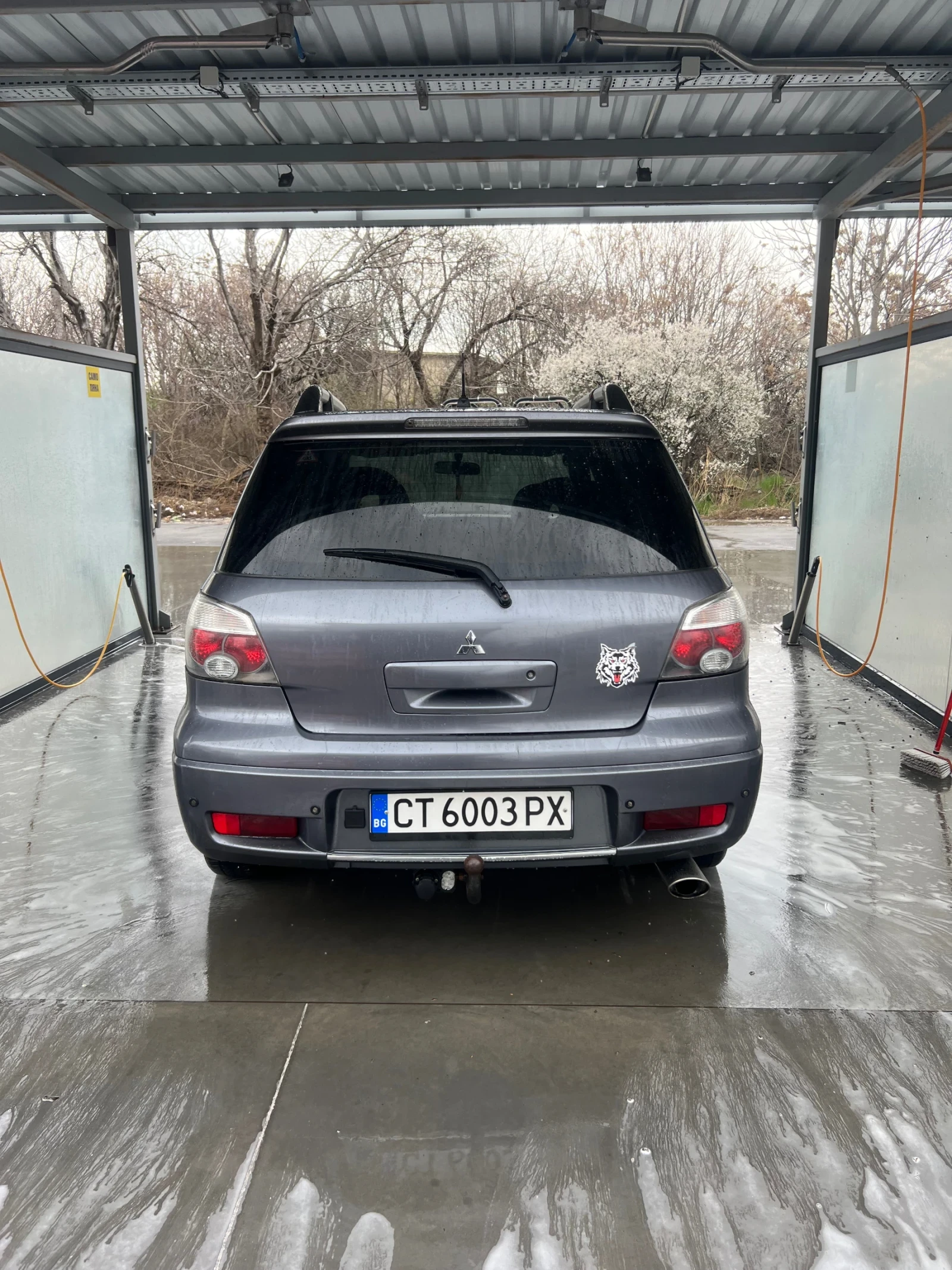 Mitsubishi Outlander 2.4 Газ, снимка 5 - Автомобили и джипове - 54019012