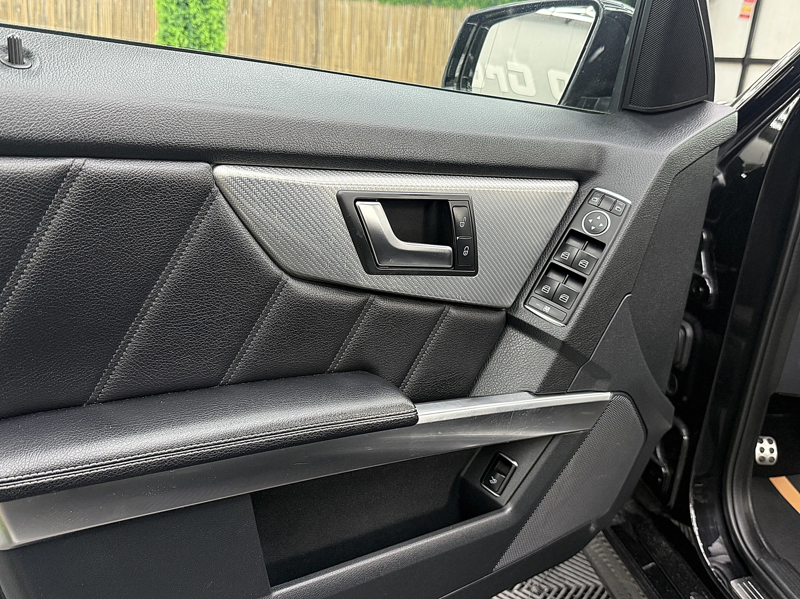 Mercedes-Benz GLK AMG-Line/Facelift/4-Matic/СОБСТВЕН ЛИЗИНГ, снимка 16 - Автомобили и джипове - 54911895