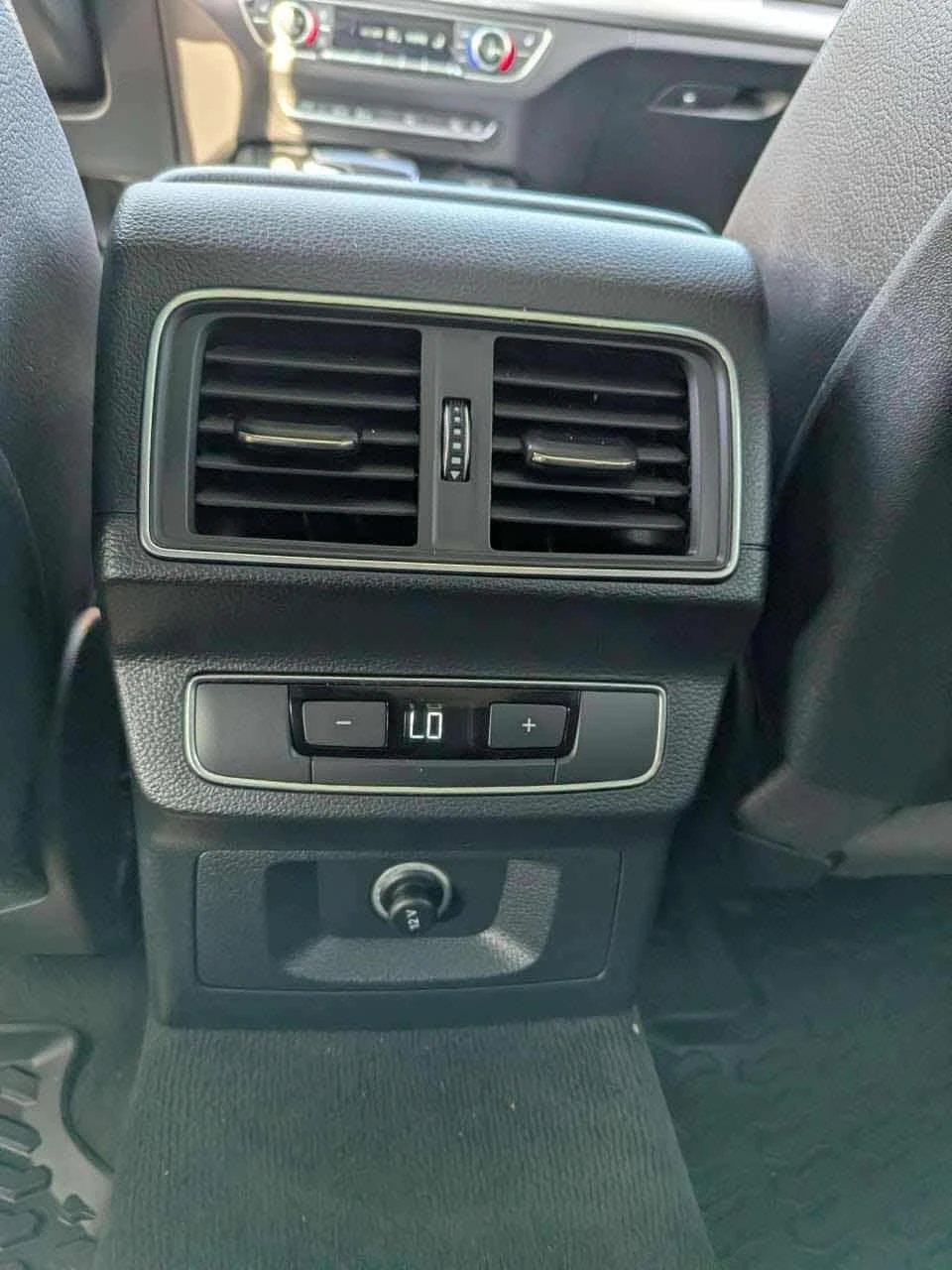 Audi Q5 * Progressiv * CARFAX * ОПЦИЯ ЗА ФИНАНСИРАНЕ , снимка 15 - Автомобили и джипове - 55407027