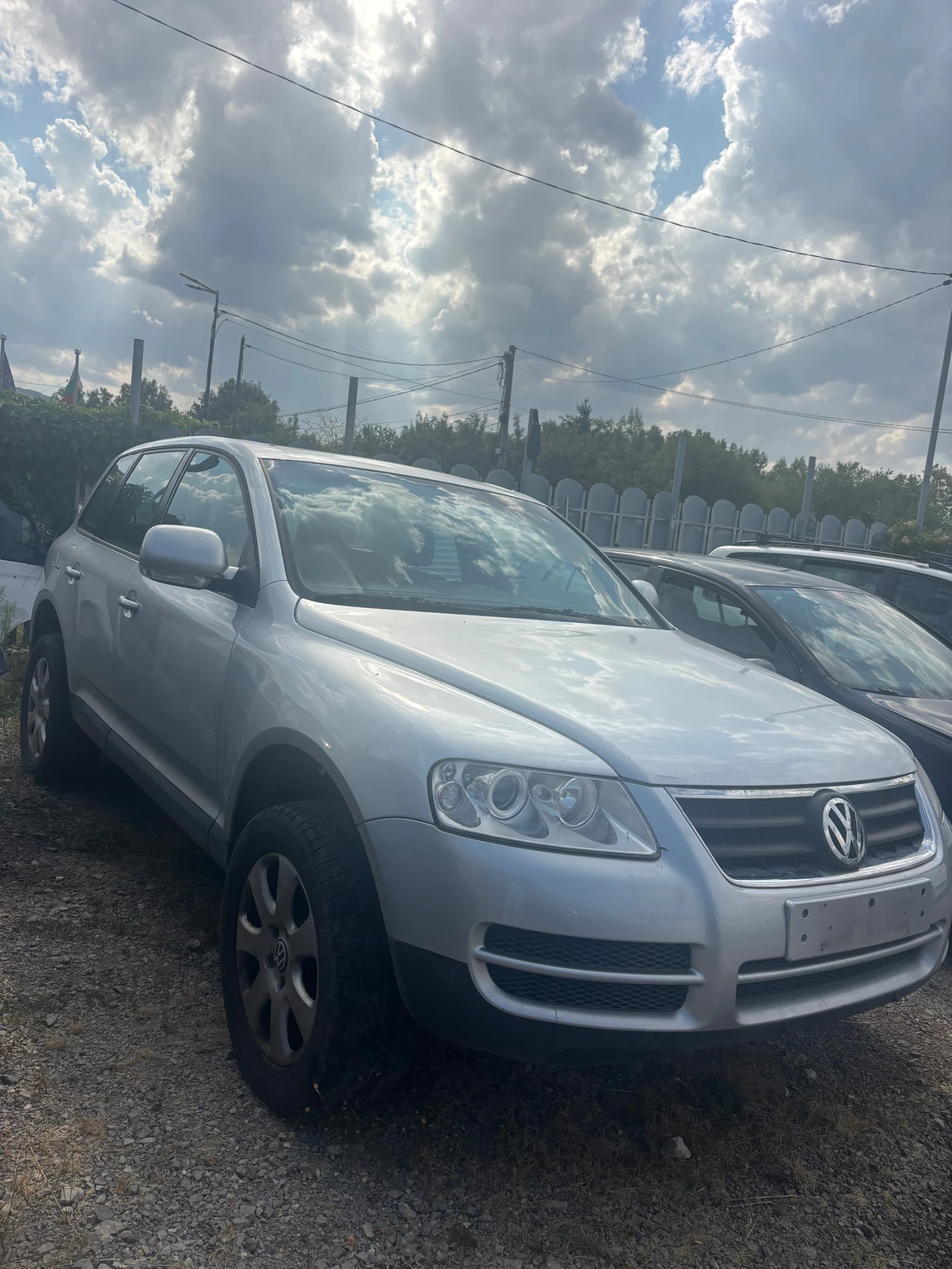 VW Touareg 2.5, снимка 2 - Автомобили и джипове - 55823990