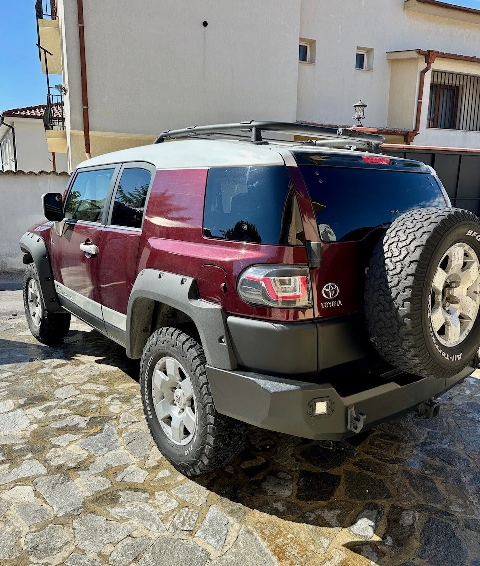Toyota Fj cruiser ГАЗ / Бензин, снимка 15 - Автомобили и джипове - 56142199