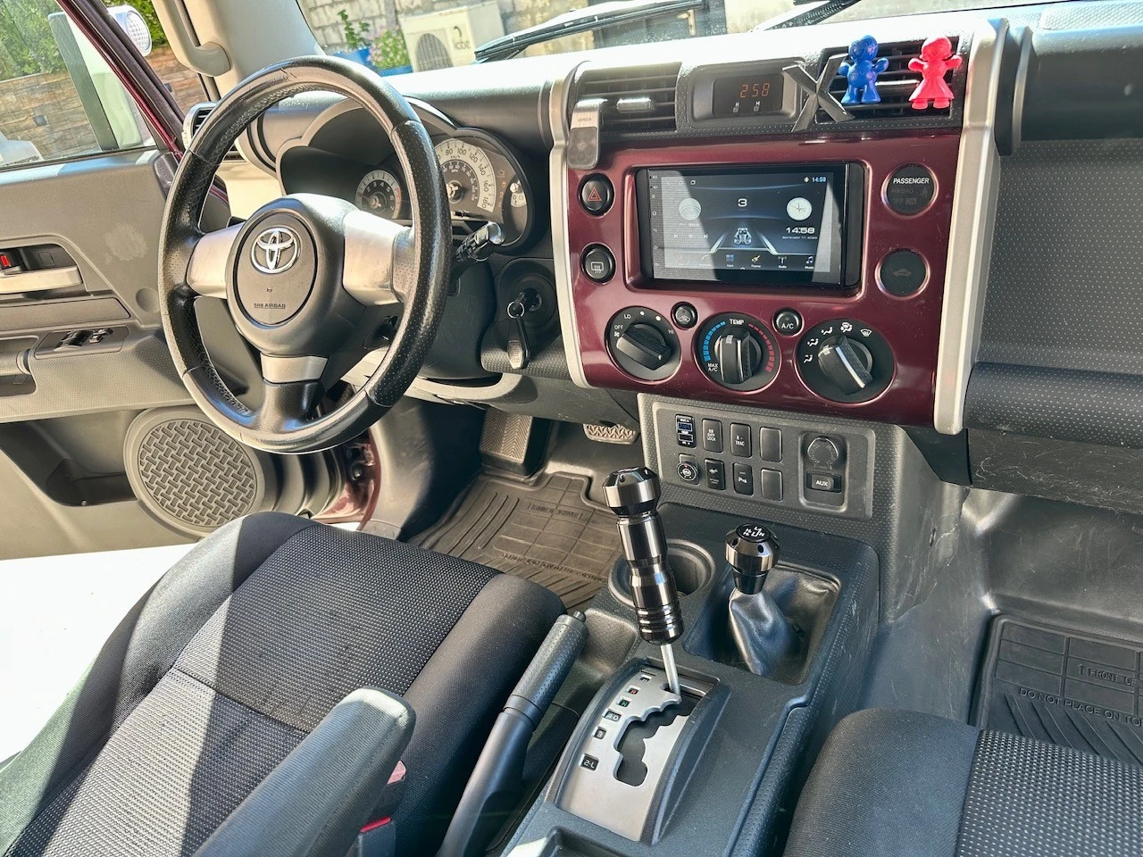 Toyota Fj cruiser ГАЗ / Бензин, снимка 12 - Автомобили и джипове - 56142199