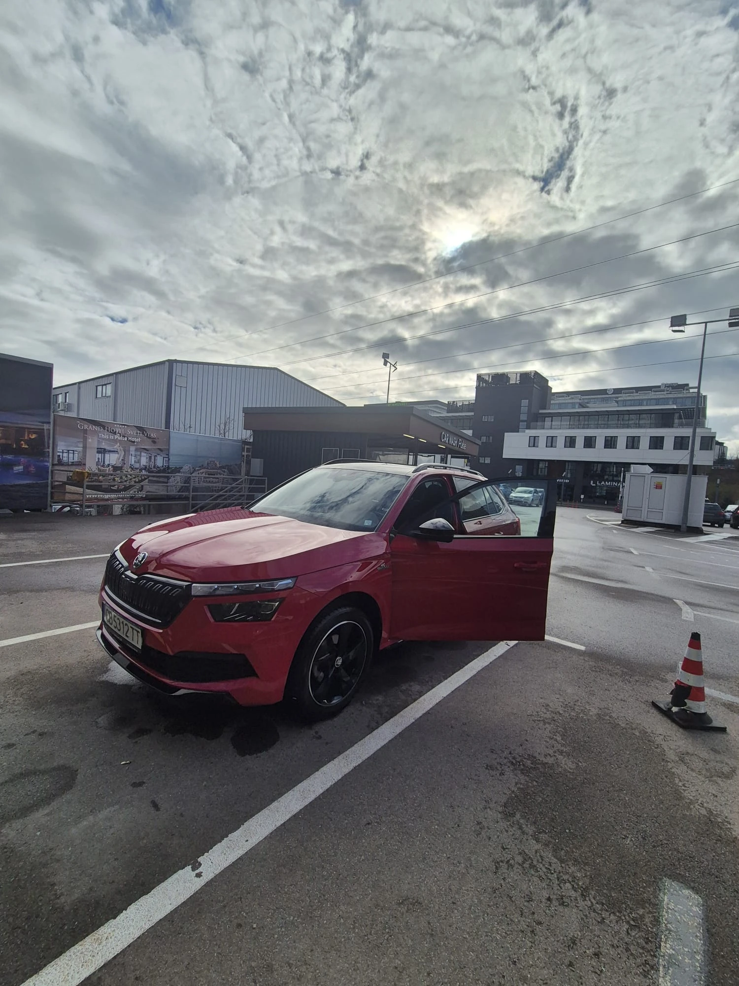 Skoda Kamiq Monte Carlo, снимка 5 - Автомобили и джипове - 56379100