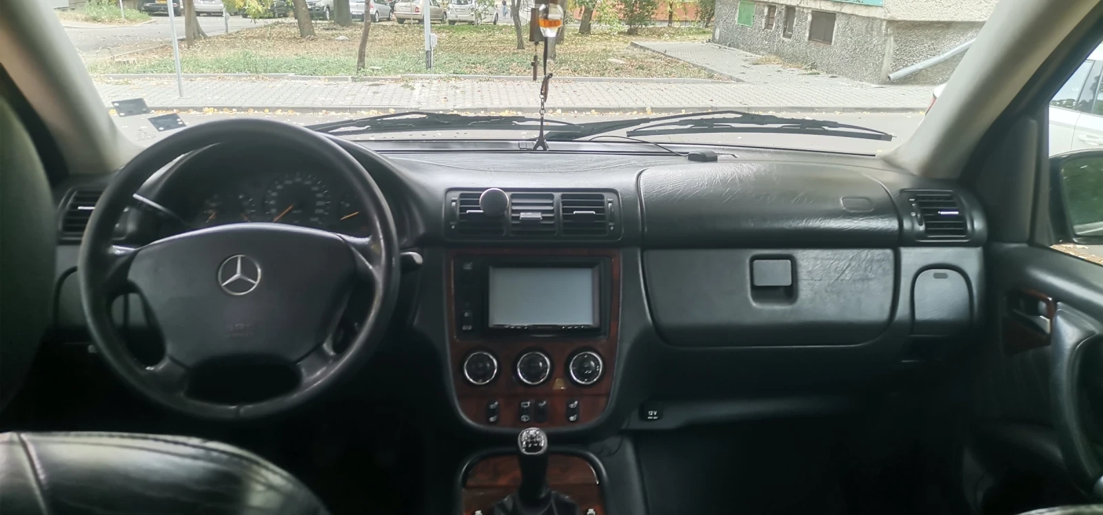 Mercedes-Benz ML, снимка 6 - Автомобили и джипове - 56570587