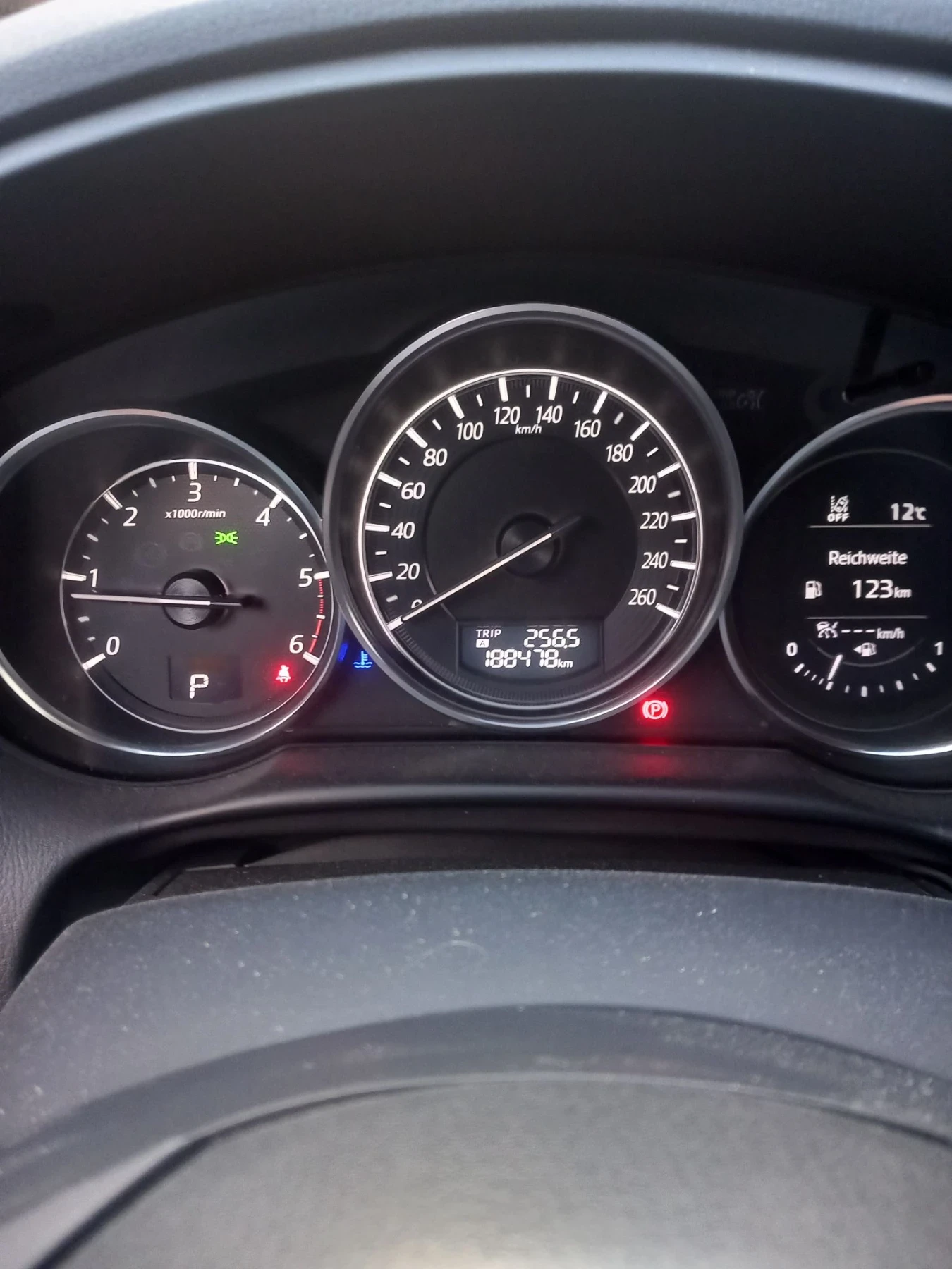 Mazda CX-5 2.2, снимка 9 - Автомобили и джипове - 56619754