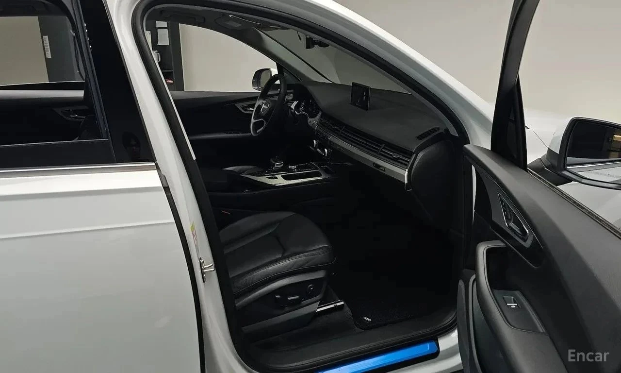 Audi Q7, снимка 11 - Автомобили и джипове - 56726709