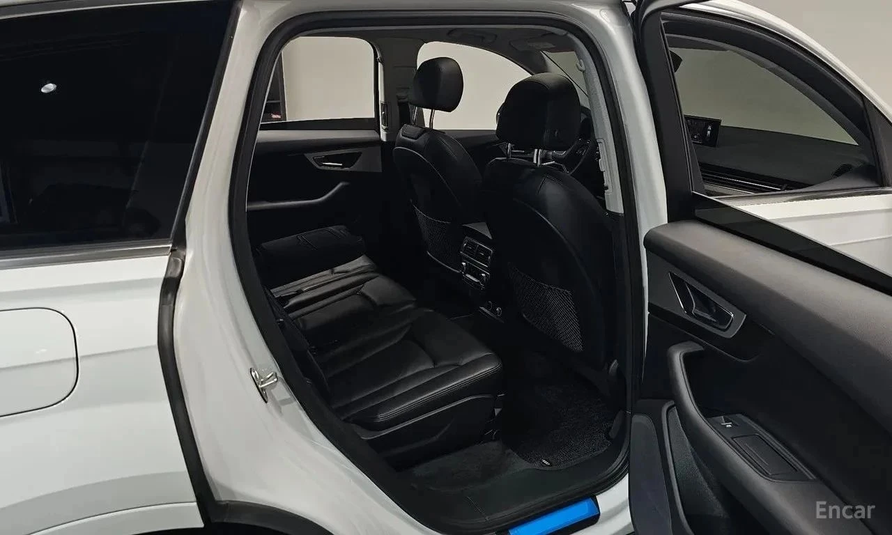 Audi Q7, снимка 12 - Автомобили и джипове - 56726709