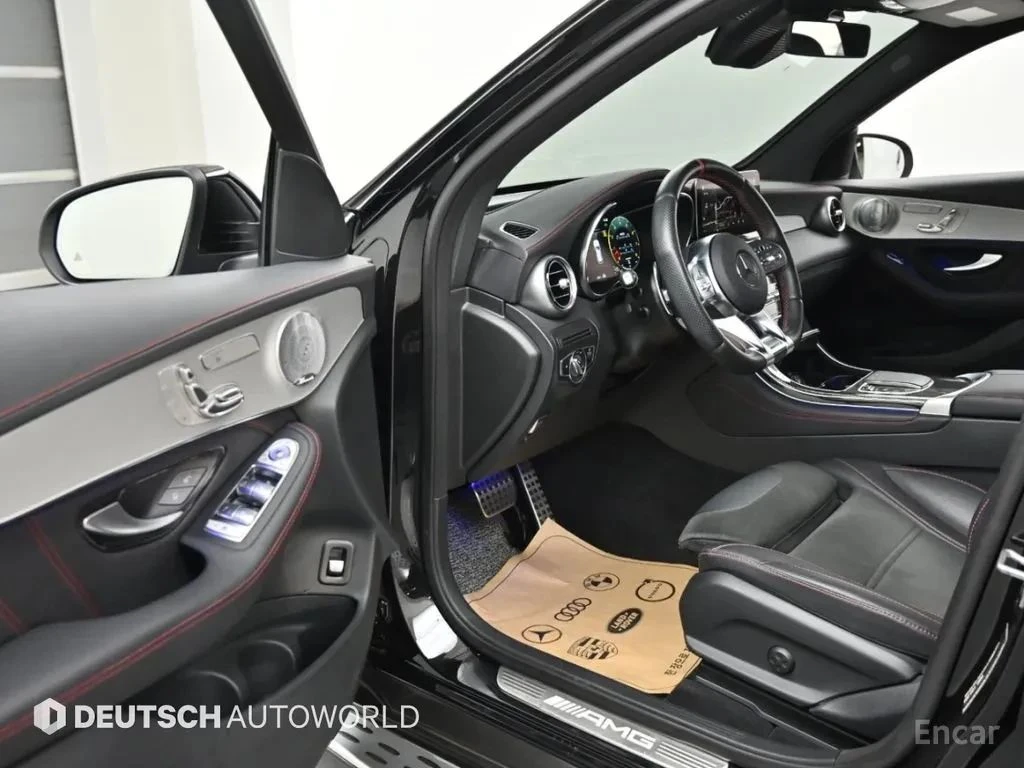 Mercedes-Benz GLC 43 AMG, снимка 7 - Автомобили и джипове - 56729128
