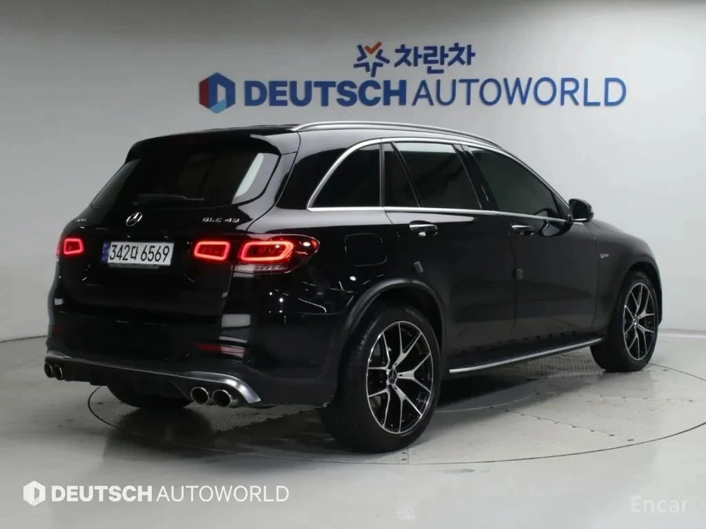 Mercedes-Benz GLC 43 AMG, снимка 2 - Автомобили и джипове - 56729128