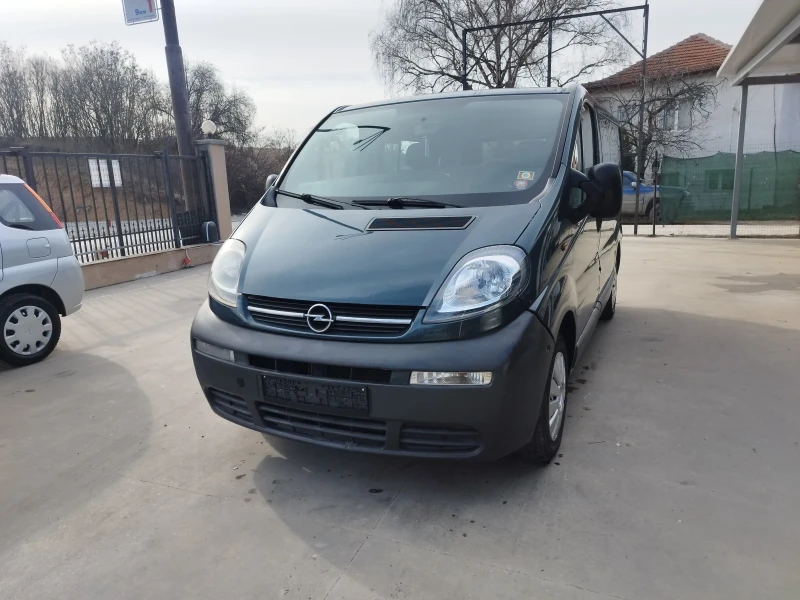 Opel Vivaro 1.9dti, снимка 1 - Бусове и автобуси - 49067518