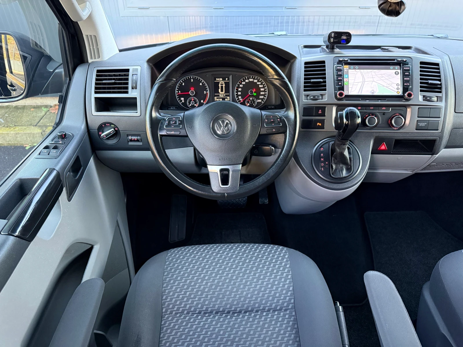 VW Transporter 2.0TDI BiTDI/LONG/DSG - изображение 8