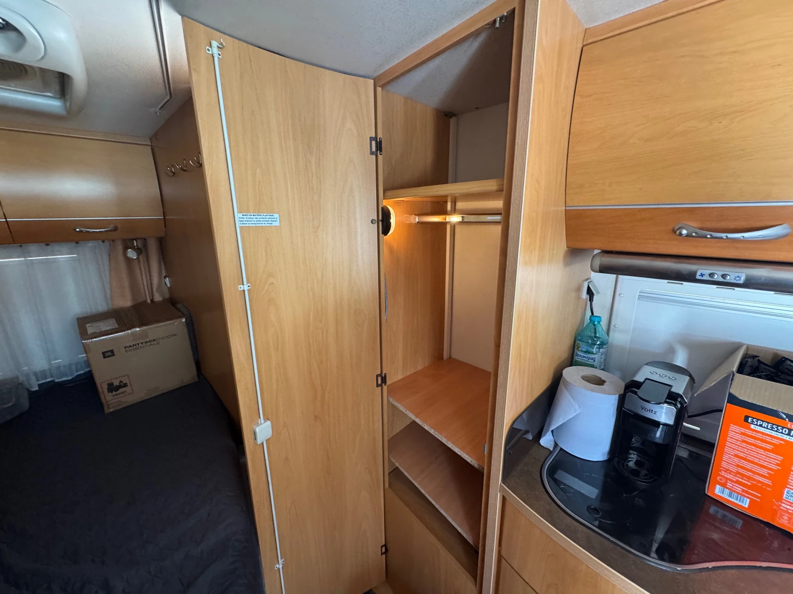 Кемпер Renault  CHAUSSON 3.0 Diesel, снимка 16 - Каравани и кемпери - 55220972