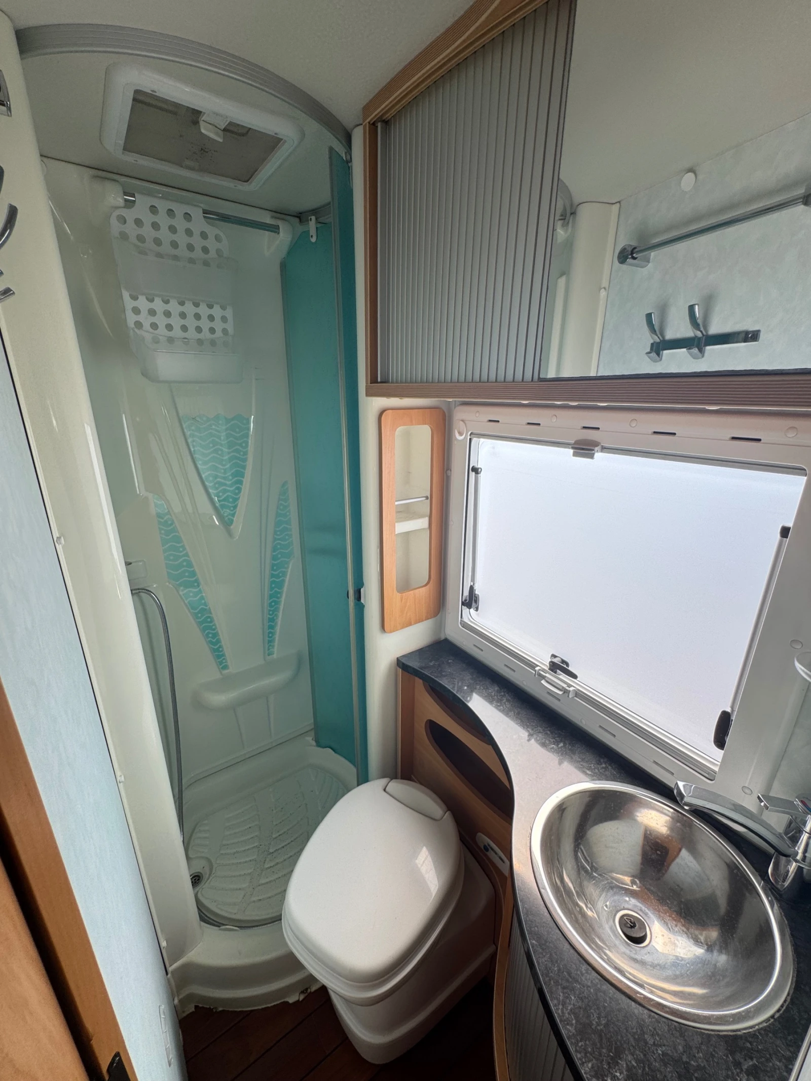 Кемпер Renault  CHAUSSON 3.0 Diesel, снимка 17 - Каравани и кемпери - 55220972