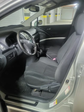 Toyota Corolla verso, снимка 8