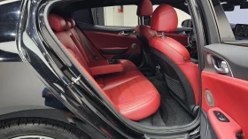 Kia Stinger 3.3 Turbo AWD GT* КОЖА* ОБДУХВ* НАВИ* ПАНО, снимка 10