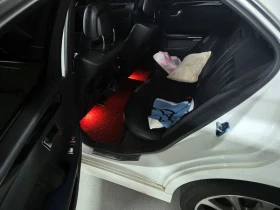 Mercedes-Benz E 220 Bluetec 4Matic, снимка 13