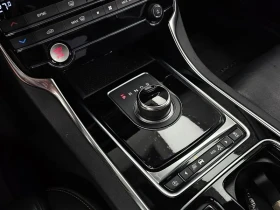 Jaguar XE 20T Prestige, снимка 9
