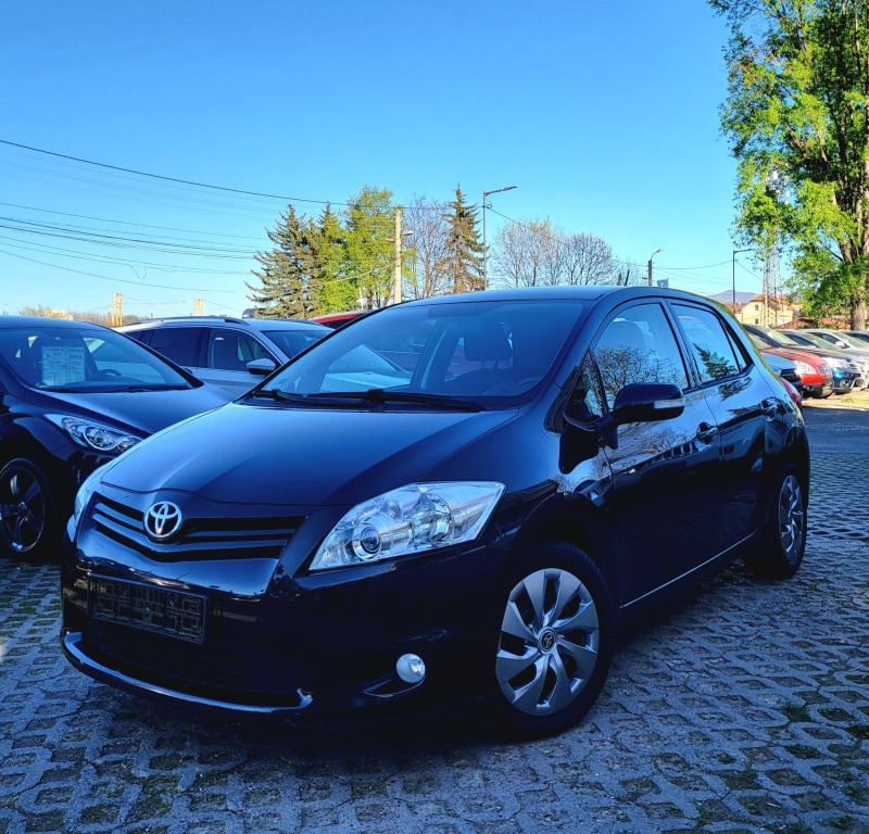 Toyota Auris 1.6 VVT-i 132к.с. Facelift Регистриран Обслужен, снимка 1 - Автомобили и джипове - 45178812