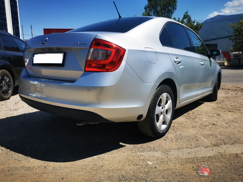 Skoda Rapid 1.2 MPI LPG OT BG, снимка 4 - Автомобили и джипове - 47320195