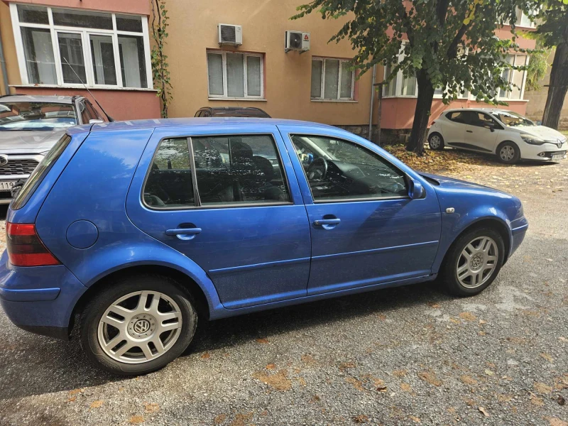 VW Golf, снимка 6 - Автомобили и джипове - 47694790