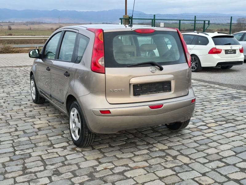 Nissan Note 1.4i 88кс 2008 година, снимка 8 - Автомобили и джипове - 48226554