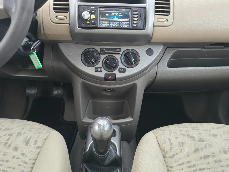 Nissan Note 1.4i 88кс 2008 година, снимка 15 - Автомобили и джипове - 48226554