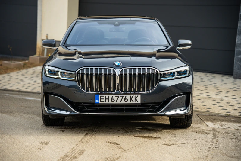 BMW 745 Le xDrive Pure Excellence Plug-In Hybrid, снимка 4 - Автомобили и джипове - 49149243