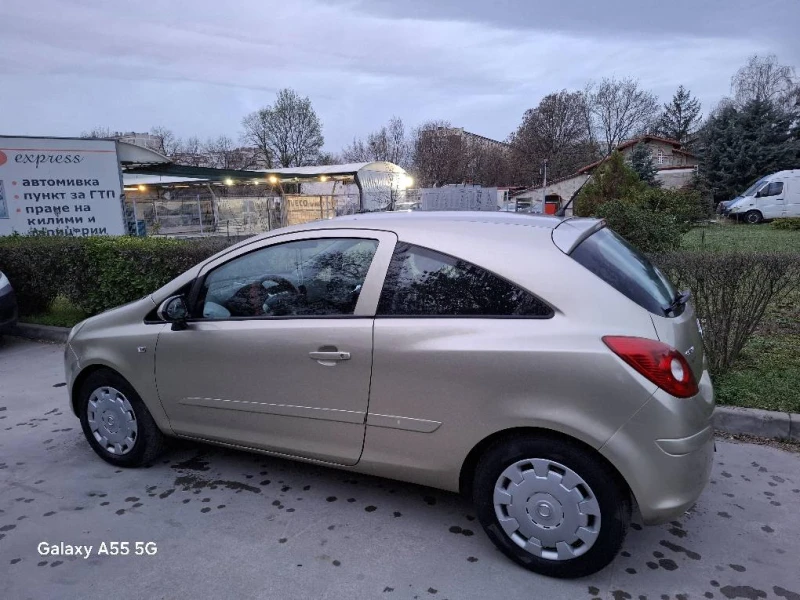 Opel Corsa 1.3 ЦДТИ, снимка 4 - Автомобили и джипове - 49591626