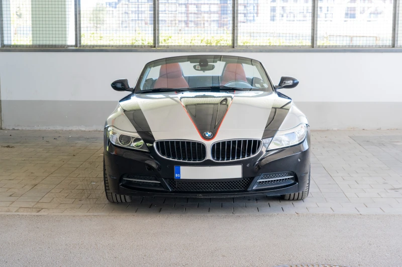 BMW Z4 sDrive18i , снимка 2 - Автомобили и джипове - 52614885