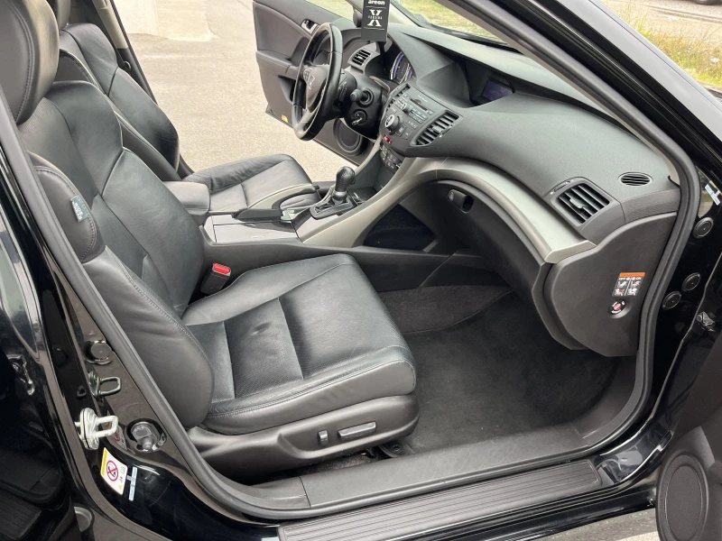 Honda Accord 2.4I-VTEC 201кс АВТОМАТ КОЖА АВТОПИЛОТ ПЕРФЕКТНА, снимка 11 - Автомобили и джипове - 51204241