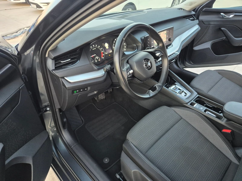 Skoda Octavia С-Гаранция-2.0-A/T-150кс, снимка 13 - Автомобили и джипове - 52257000
