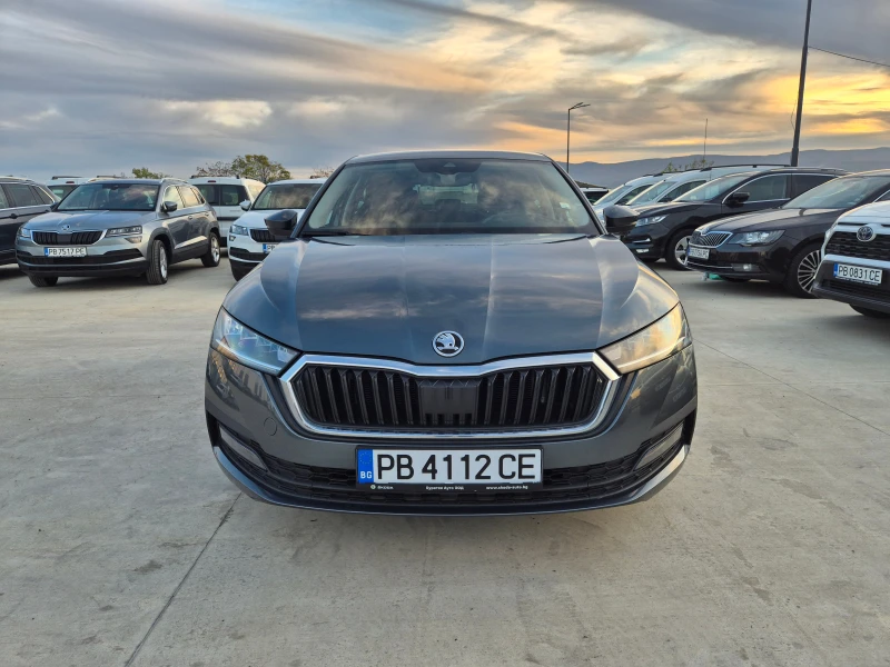 Skoda Octavia С-Гаранция-2.0-A/T-150кс, снимка 8 - Автомобили и джипове - 52257000