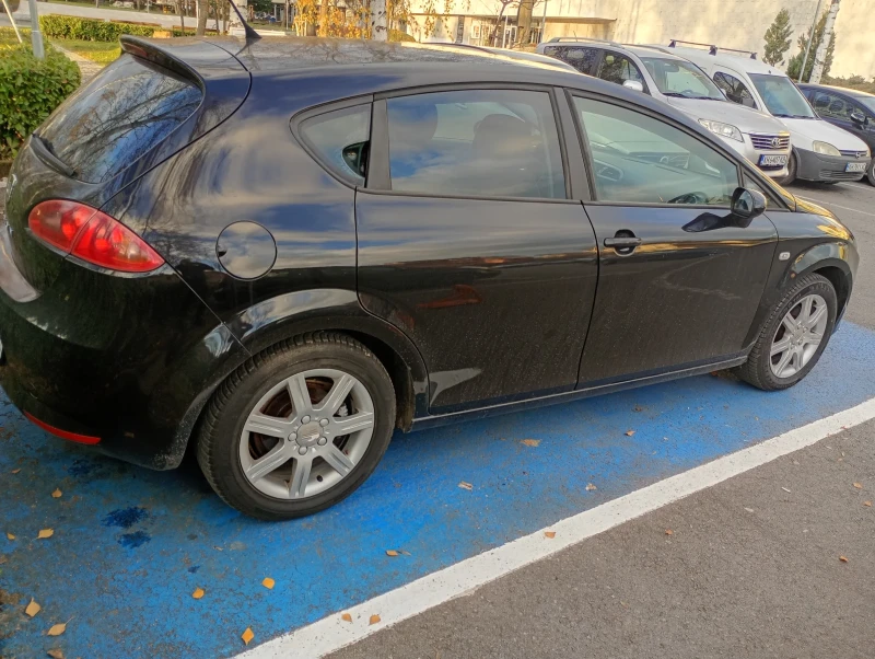 Seat Leon 1.6 LPG, снимка 8 - Автомобили и джипове - 52689888