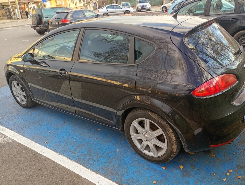 Seat Leon 1.6 LPG, снимка 9 - Автомобили и джипове - 52689888
