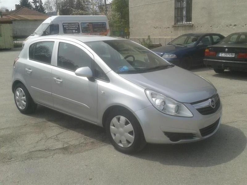 Opel Corsa 1, 2 i, снимка 1 - Автомобили и джипове - 18528790