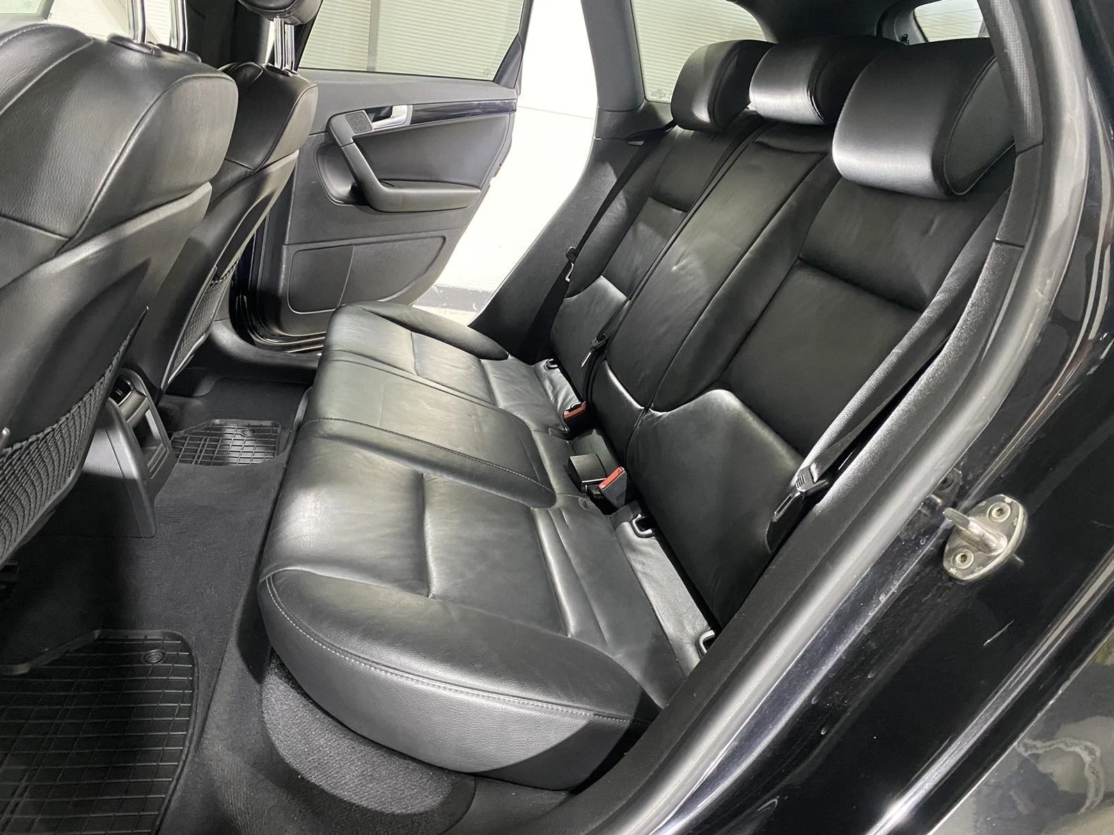 Audi A3 2.0i S-Line  | Mobile.bg   11