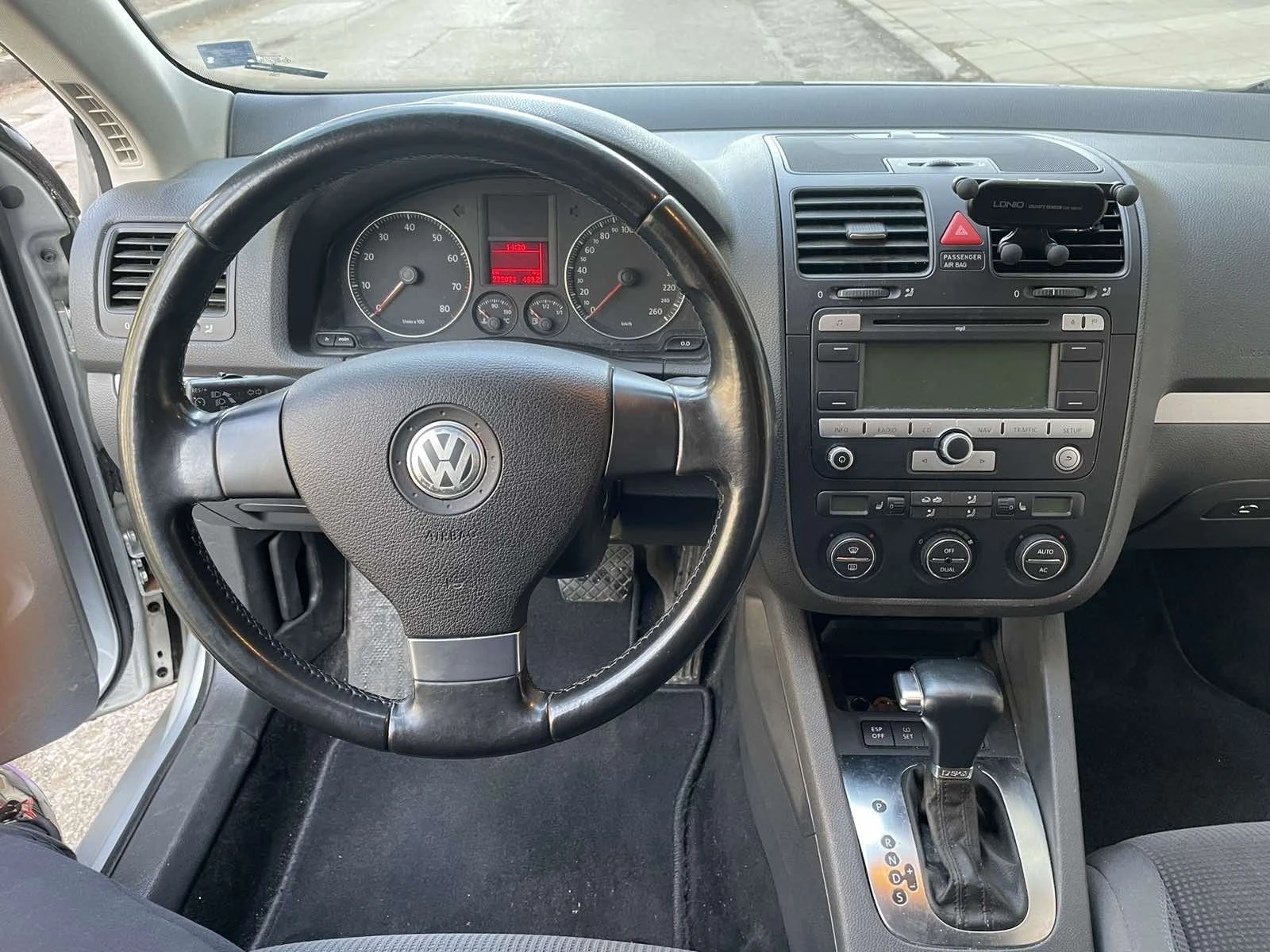 VW Golf Variant 1.6tsi - изображение 7