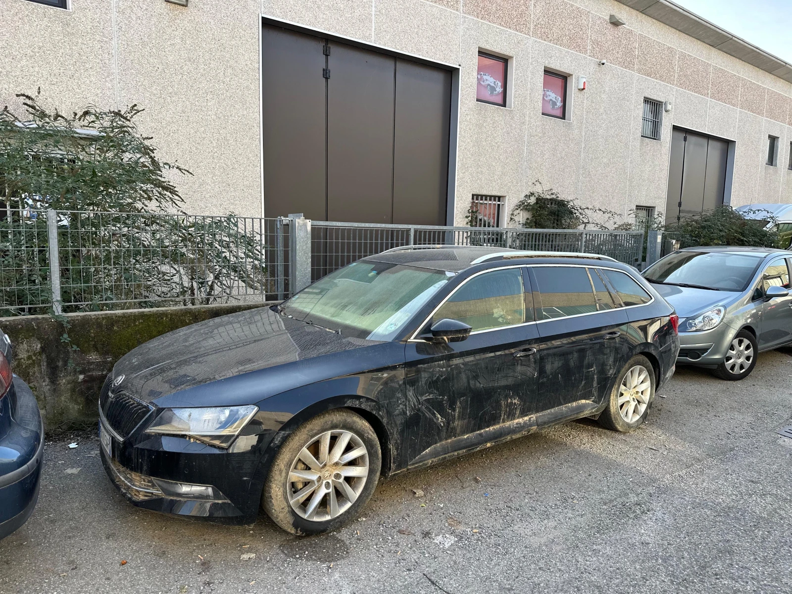 Skoda Superb 2.0TDI  - [1] 