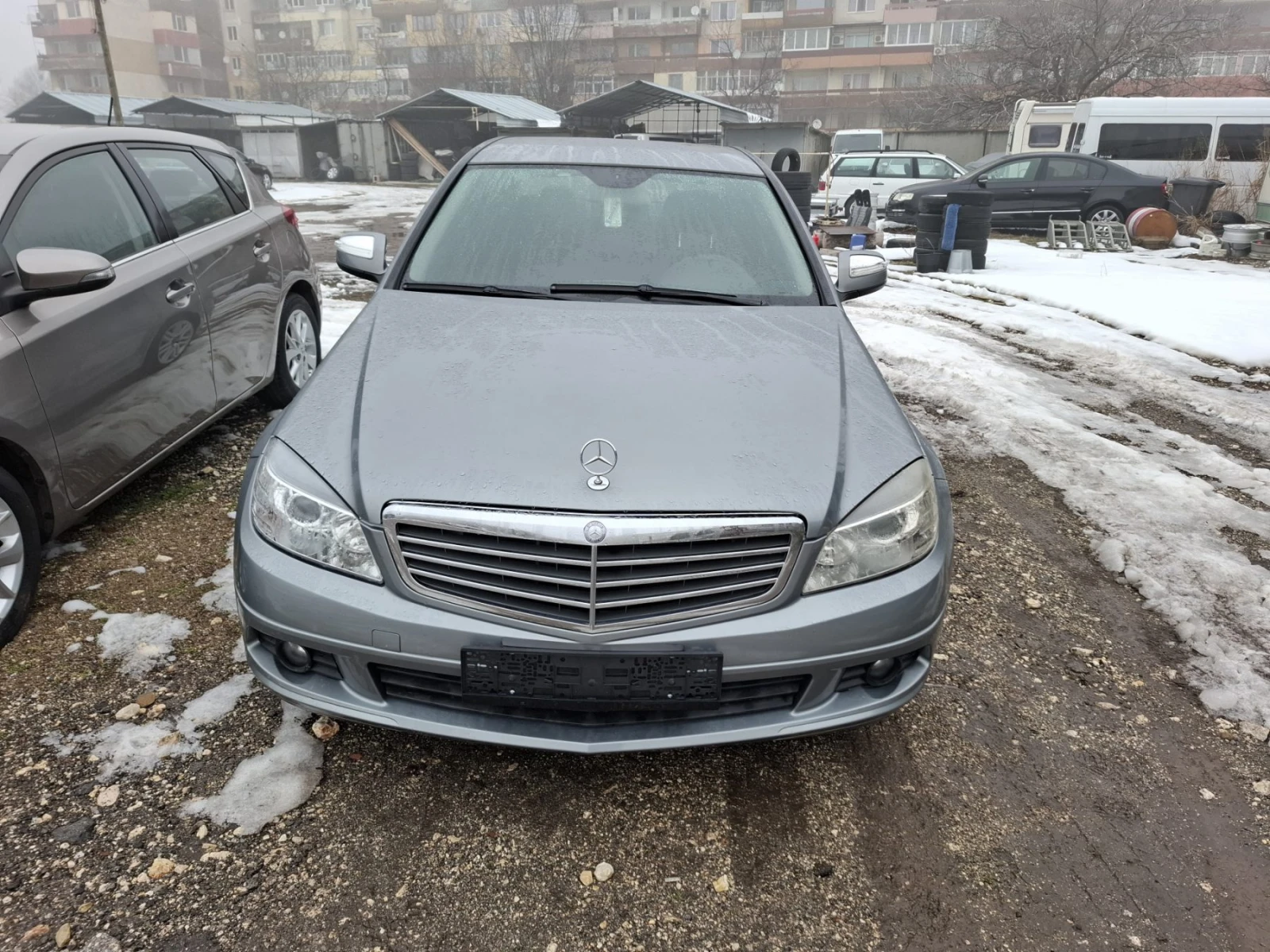 Mercedes-Benz C 220 2.2CDI - изображение 2