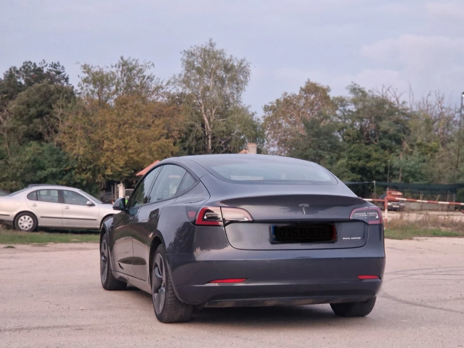 Tesla Model 3 4x4 Long Range - изображение 5