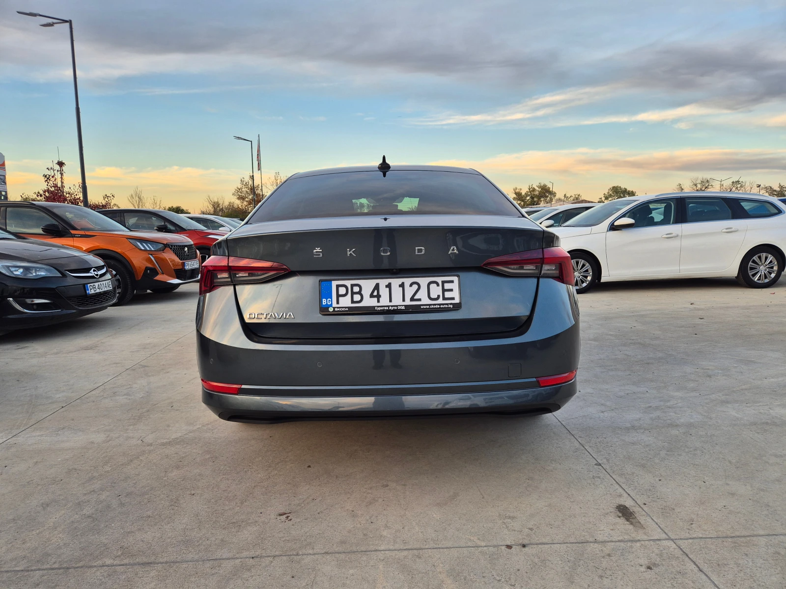 Skoda Octavia --2.0-A/T-150 | Mobile.bg   4