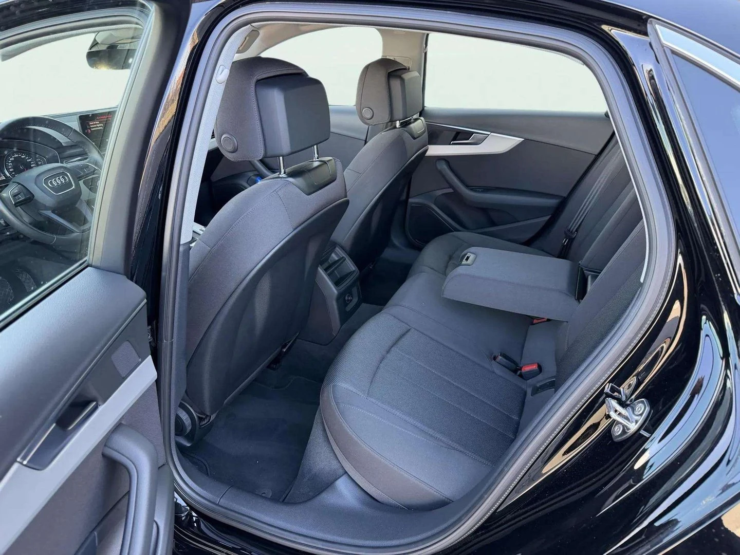 Audi A4 Limousine 30 TDI | Mobile.bg � ����������� 7