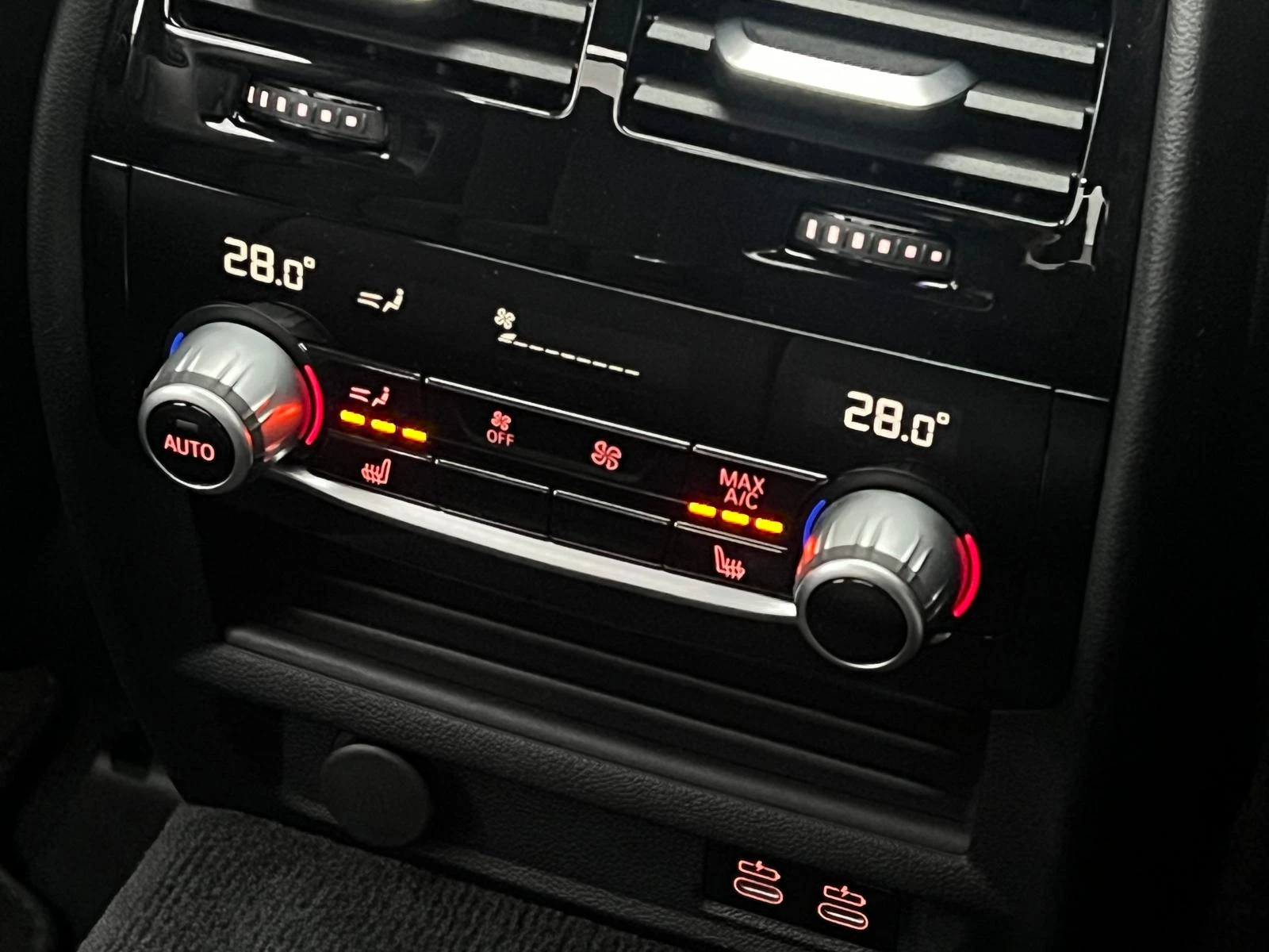 BMW M5 Competition LCI, снимка 13 - Автомобили и джипове - 53836567