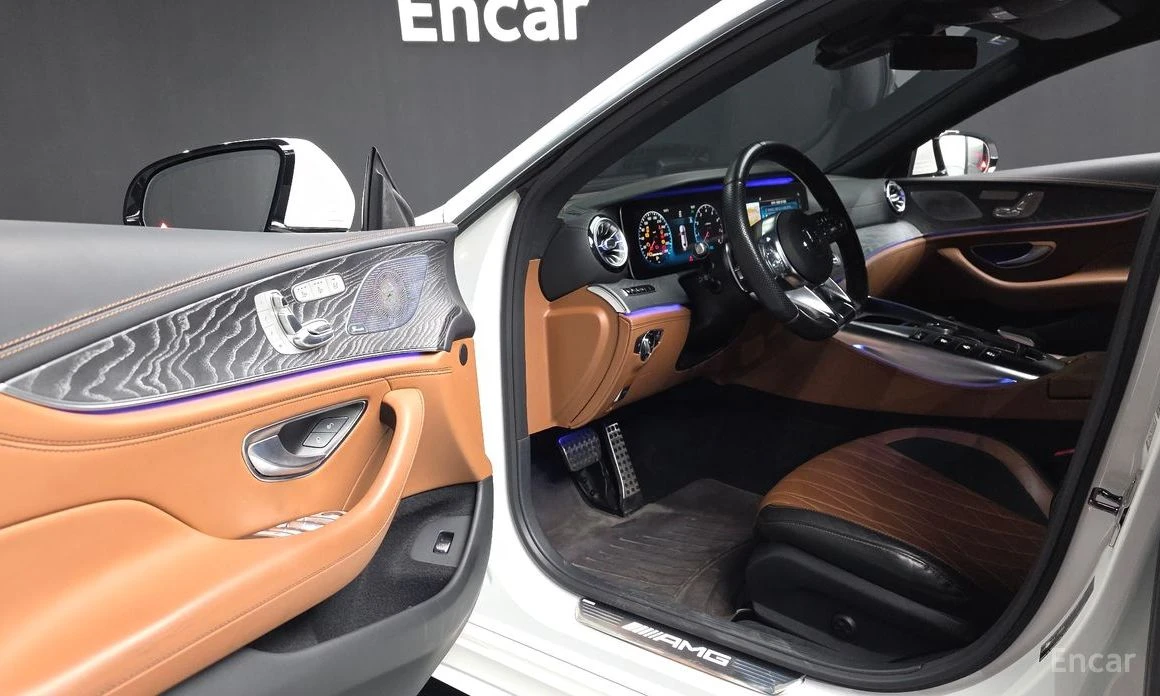 Mercedes-Benz AMG GT 43* 4MATIC* BURMESTER* ОБДУХВАНЕ* КАМЕРИ* HEAD-UP*, снимка 8 - Автомобили и джипове - 54058940