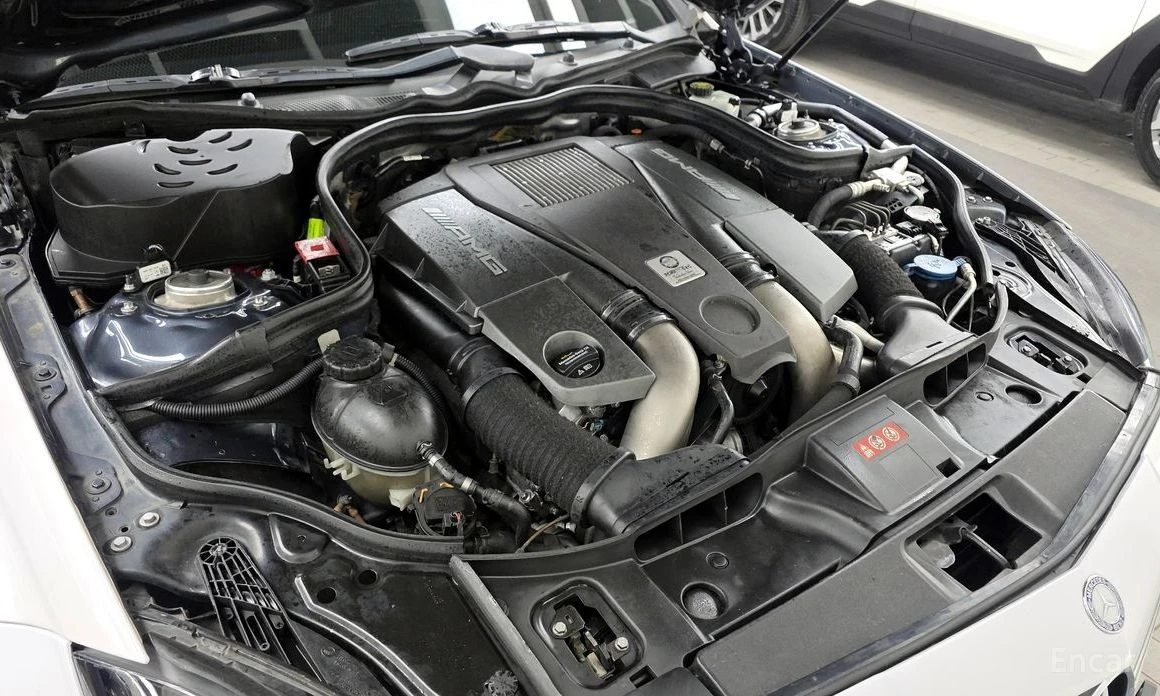 Mercedes-Benz CLS 63 AMG * BURMESTER* ОБДУХВАНЕ* ШИБИДАХ* ПОДГРЕВ* , снимка 13 - Автомобили и джипове - 54108680