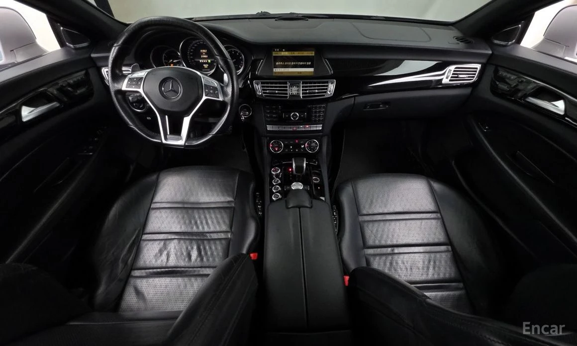 Mercedes-Benz CLS 63 AMG * BURMESTER* ОБДУХВАНЕ* ШИБИДАХ* ПОДГРЕВ* , снимка 6 - Автомобили и джипове - 54108680